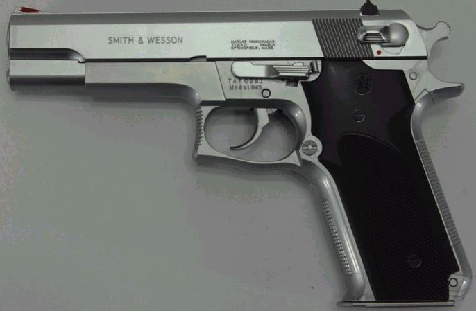 Smith & Wesson Modèle 645