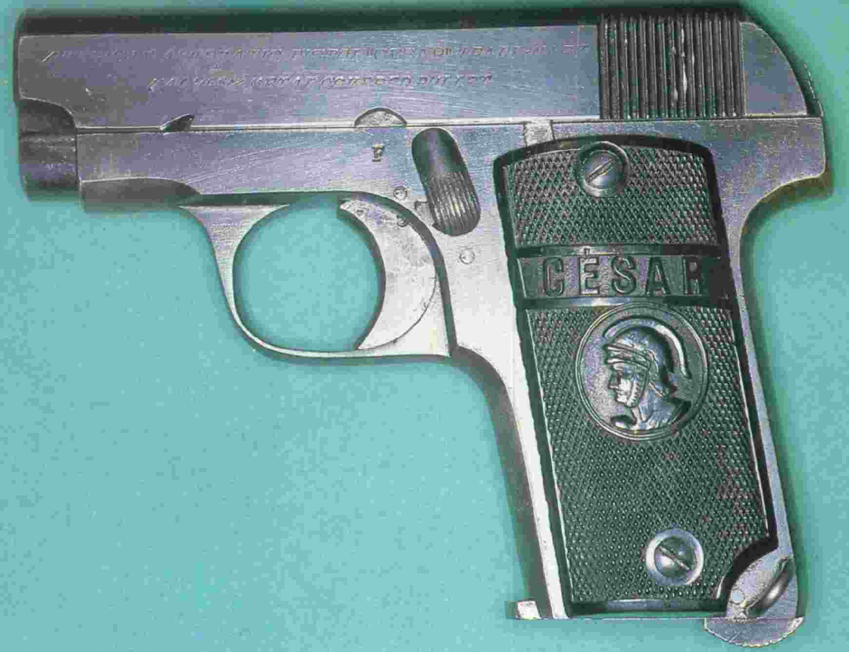 Pistolet Unique 