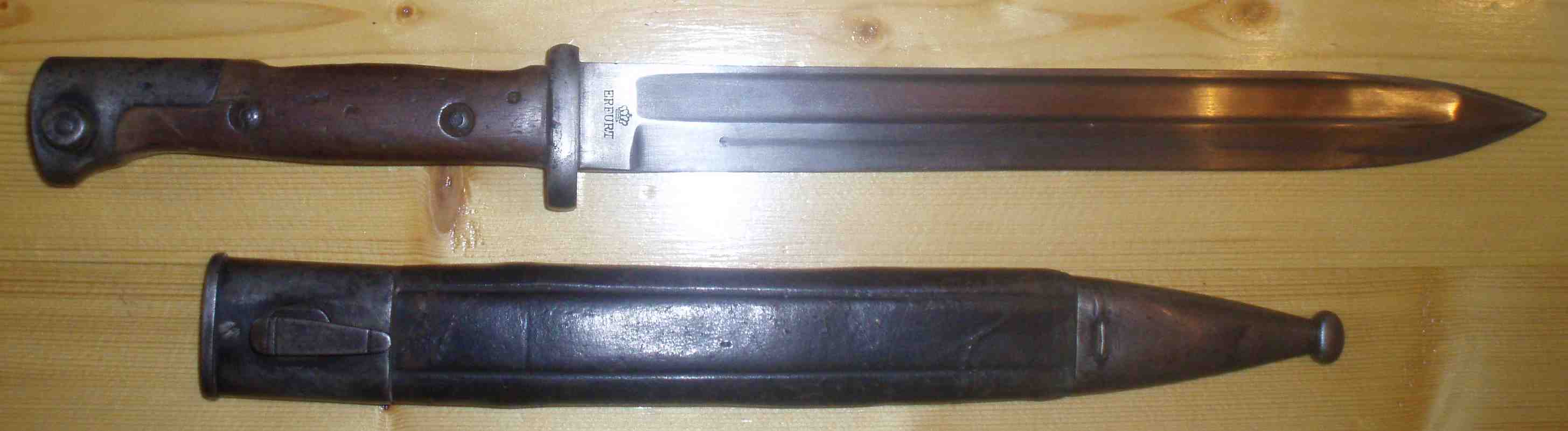 Mle 1884-98 1er type, gouttire longue