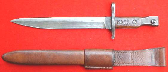 Mod�le 1910 � pointe effil�e