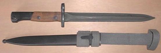 Modle FN 1949 court pour l'exportation